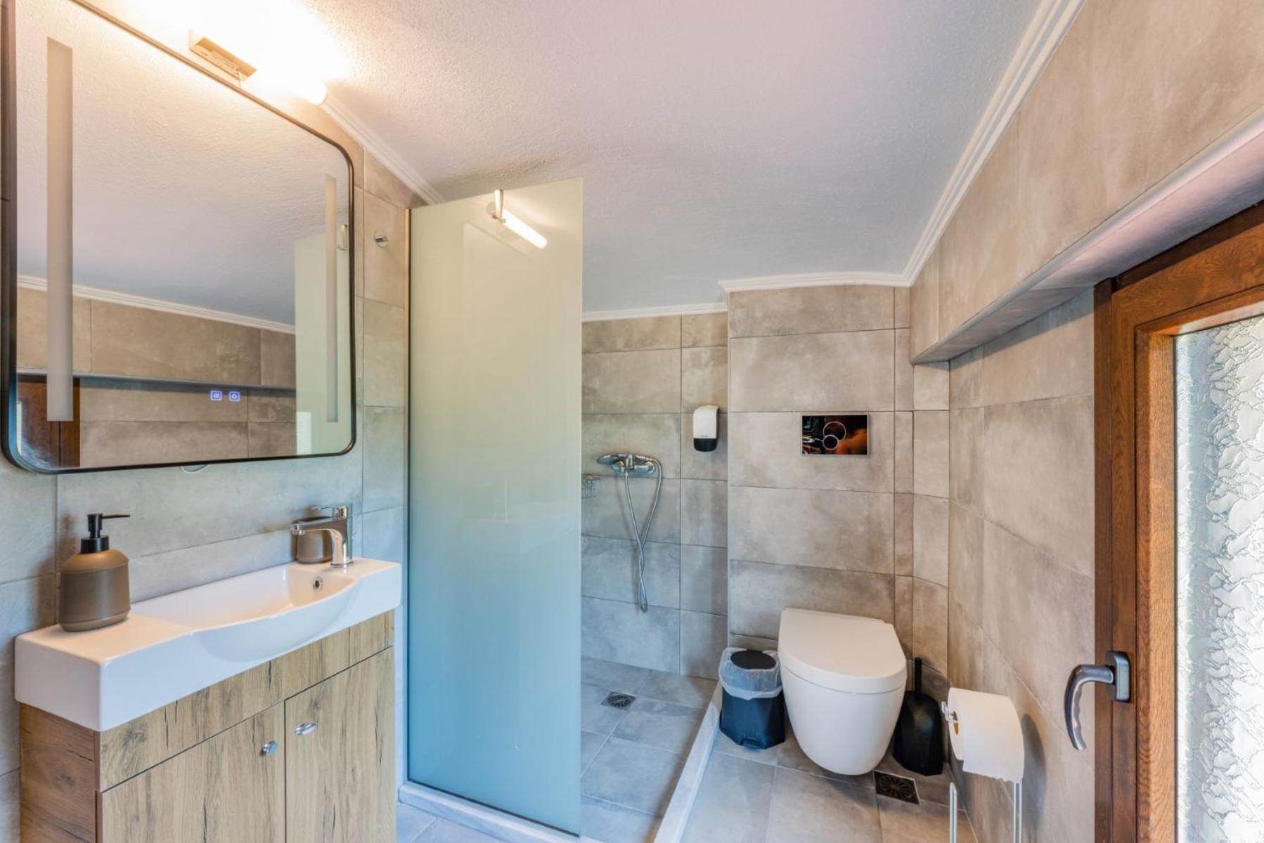 Penelope Luxury Suites Fourka Buitenkant foto