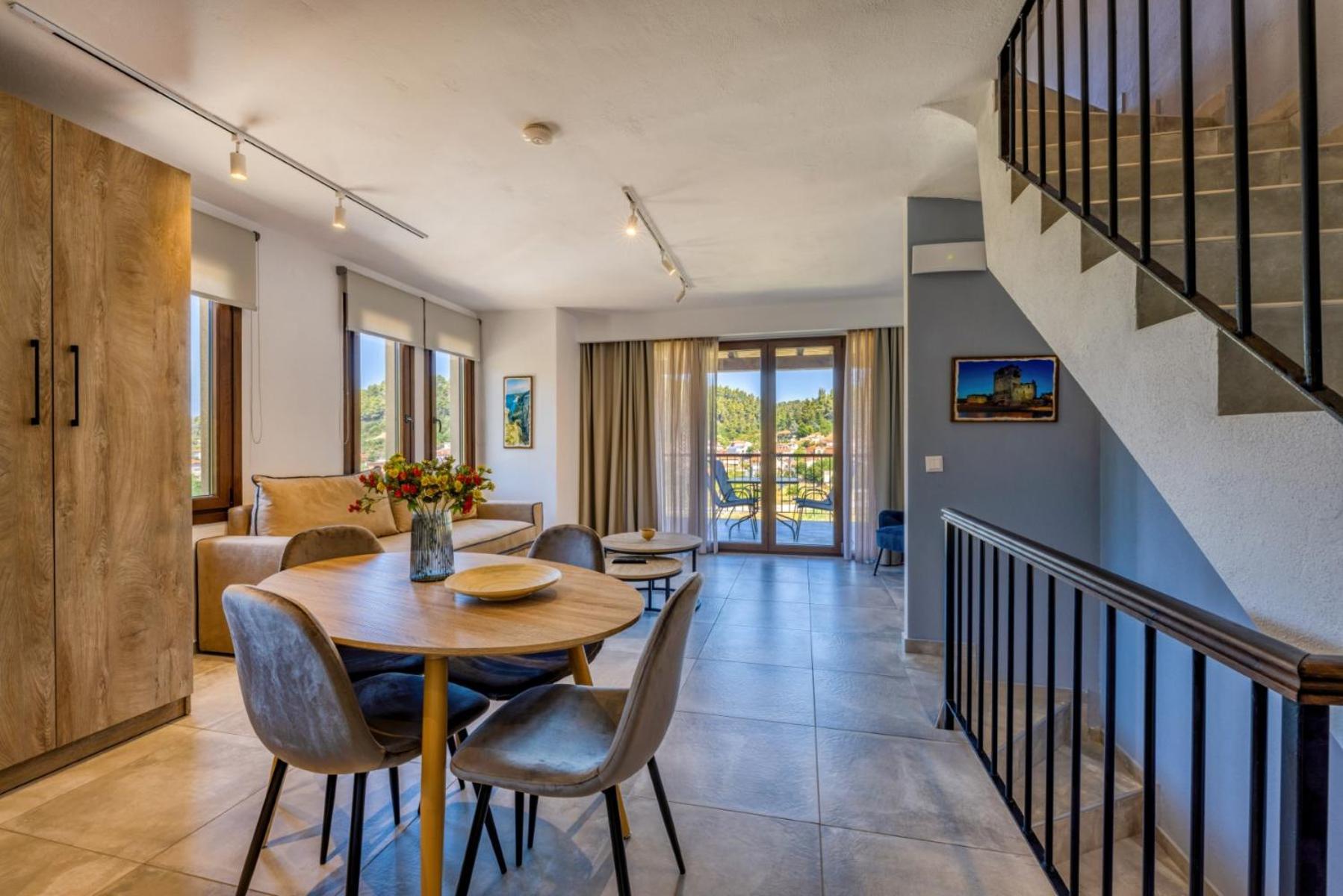 Penelope Luxury Suites Fourka Buitenkant foto